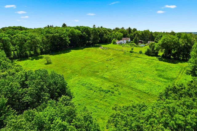 235 Middle Road, Deerfield, NH 03037
