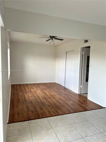 3000 E Sunrise Lakes Dr 302, Sunrise, FL 33322