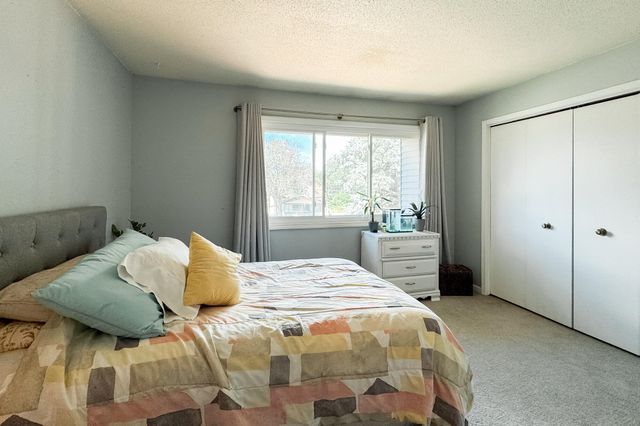 4382 Indian Spring Drive SW, Grandville, MI 49418