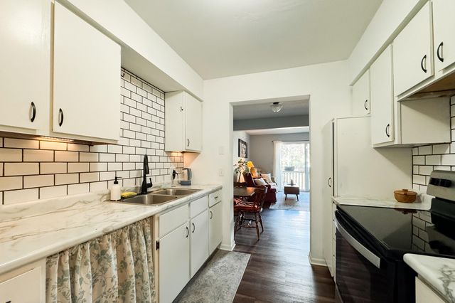 4382 Indian Spring Drive SW, Grandville, MI 49418