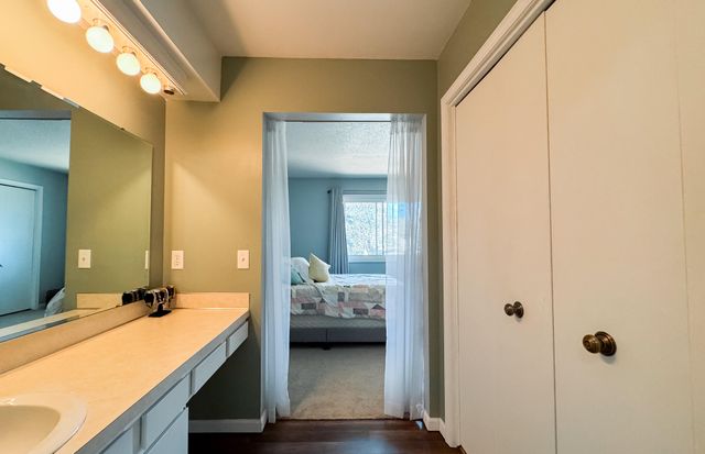 4382 Indian Spring Drive SW, Grandville, MI 49418