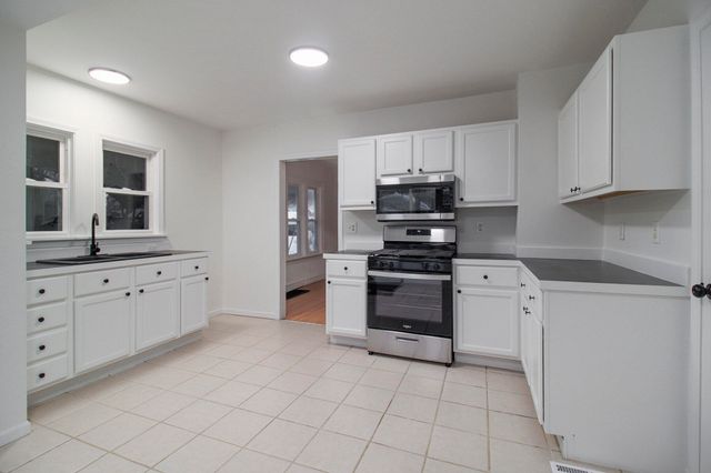 2214 Torrent Street, Muskegon City, MI 49441