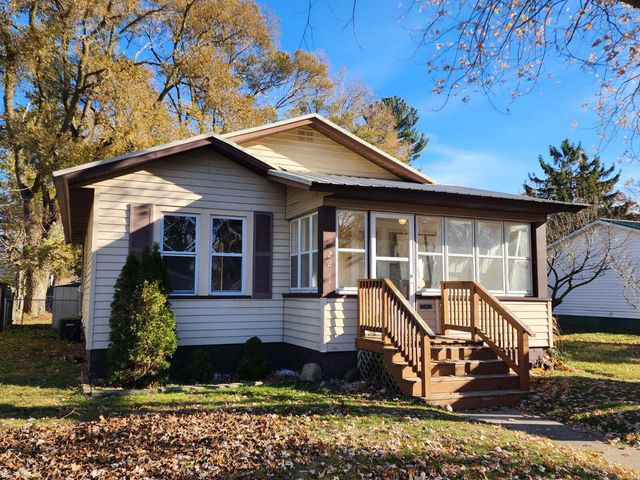 2214 Torrent Street, Muskegon City, MI 49441