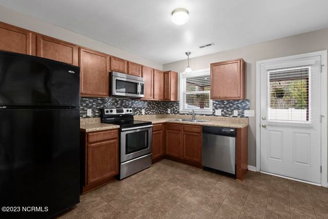 278 Caldwell Loop, Jacksonville, NC 28546