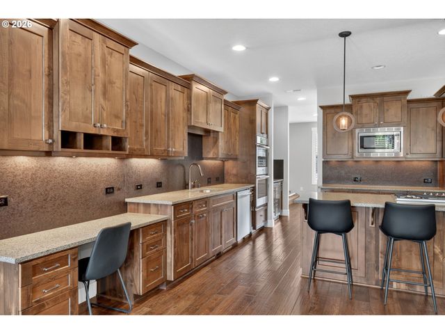12500 Nw 48TH Ct, Vancouver, WA 98685