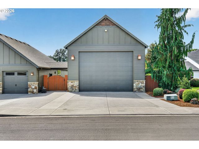 12500 Nw 48TH Ct, Vancouver, WA 98685
