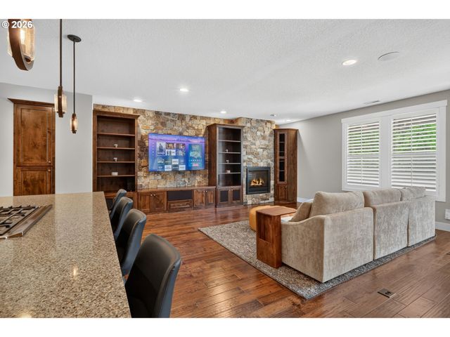 12500 Nw 48TH Ct, Vancouver, WA 98685