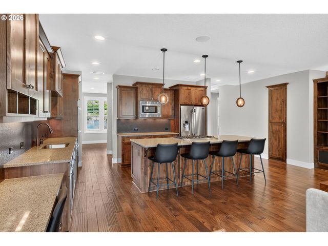 12500 Nw 48TH Ct, Vancouver, WA 98685