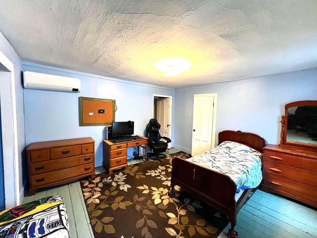 572 Route 140, Tinmouth, VT 05773