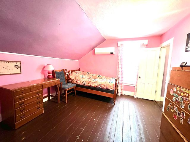 572 Route 140, Tinmouth, VT 05773