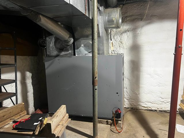 572 Route 140, Tinmouth, VT 05773