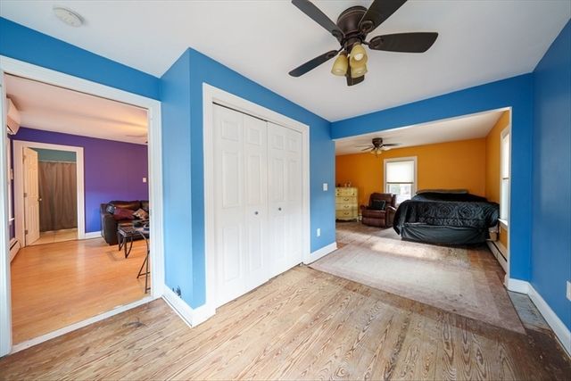 95 Lake St, Webster, MA 01570