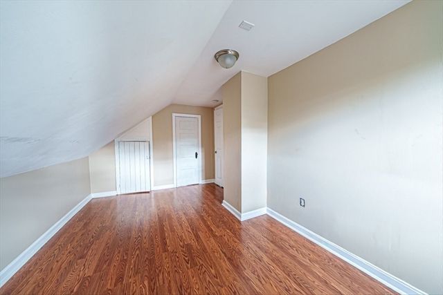 95 Lake St, Webster, MA 01570