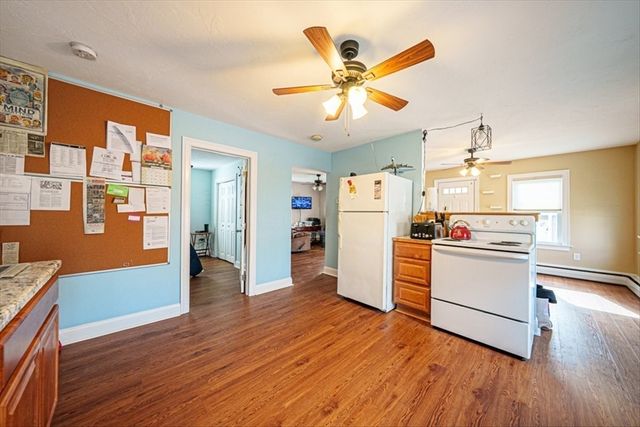 95 Lake St, Webster, MA 01570