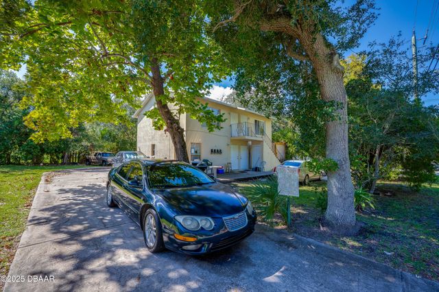 600 S Segrave Street, Daytona Beach, FL 32114