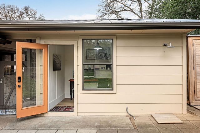 2505 Side CV, Austin, TX 78704