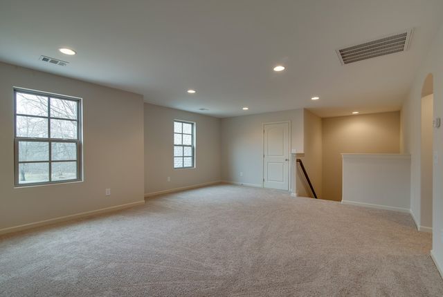 402 Zephyr Cv, Lebanon, TN 37087