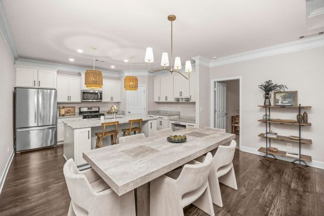 910 Springlane Dr, Nolensville, TN 37135