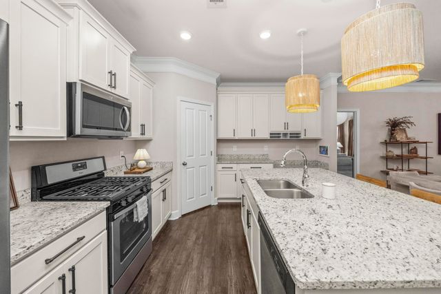 910 Springlane Dr, Nolensville, TN 37135