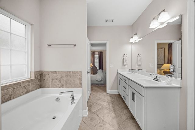 910 Springlane Dr, Nolensville, TN 37135