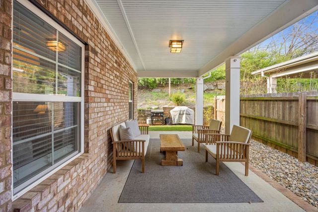 910 Springlane Dr, Nolensville, TN 37135