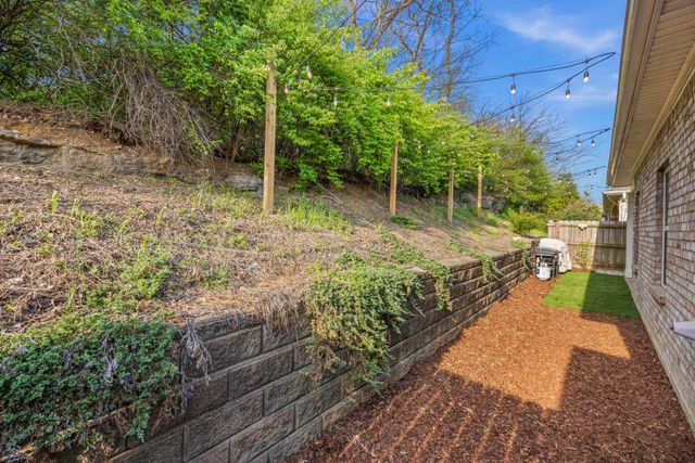 910 Springlane Dr, Nolensville, TN 37135