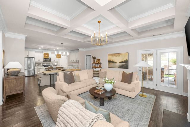 910 Springlane Dr, Nolensville, TN 37135