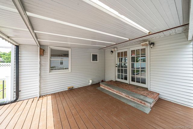2384 Cambridge Street, East Meadow, NY 11554