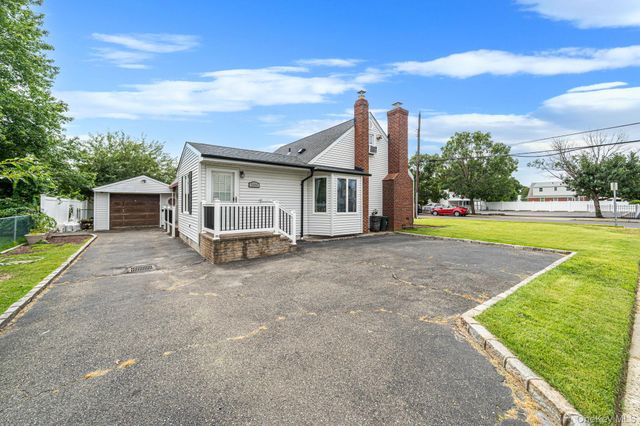 2384 Cambridge Street, East Meadow, NY 11554