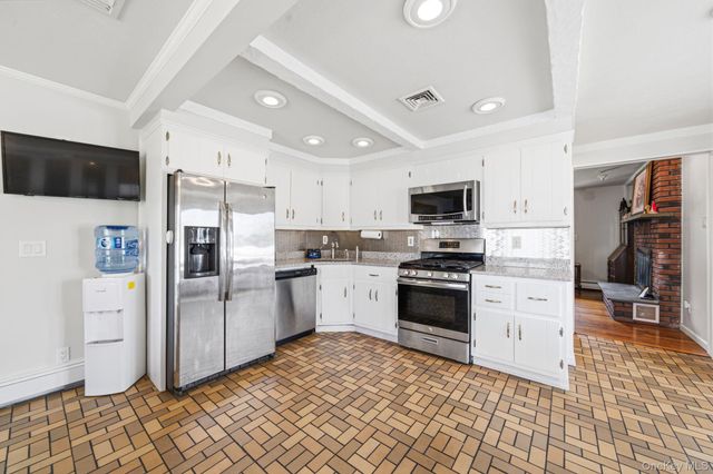2384 Cambridge Street, East Meadow, NY 11554