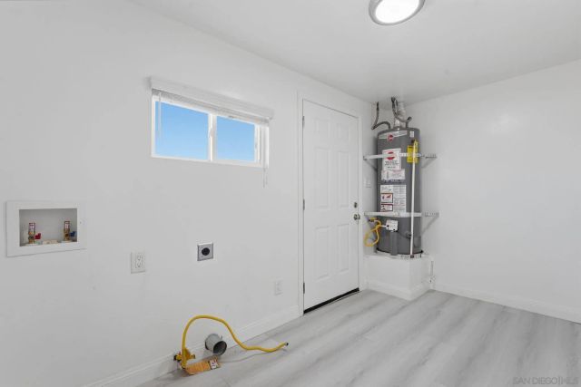 9676 Cypress Vale Dr, Lakeside, CA 92040