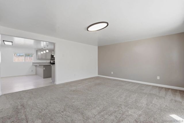 9676 Cypress Vale Dr, Lakeside, CA 92040