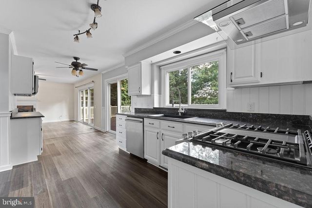 7 SALFORD CT, Fredericksburg, VA 22406