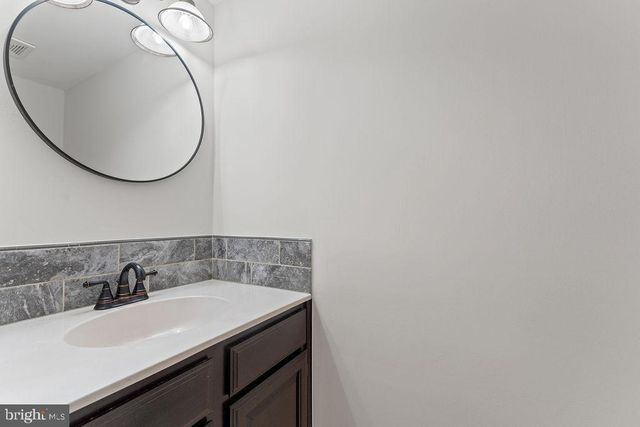7 SALFORD CT, Fredericksburg, VA 22406
