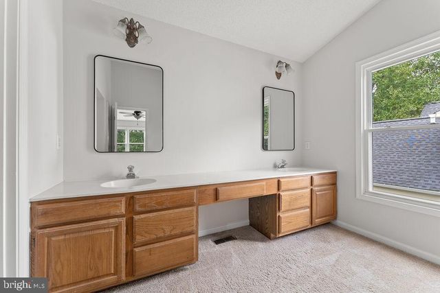 7 SALFORD CT, Fredericksburg, VA 22406