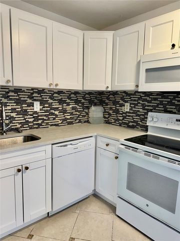 2625 STATE ROAD 590 1414, Clearwater, FL 33759