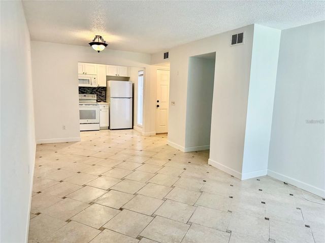 2625 STATE ROAD 590 1414, Clearwater, FL 33759