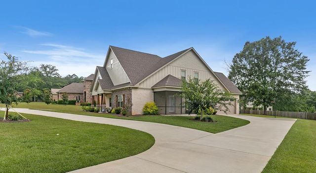 408 Oakwood, Dothan, AL 36305
