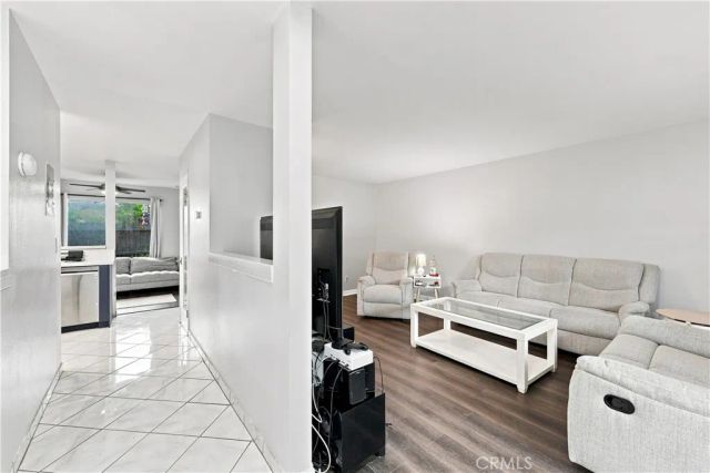 106 Racquet Club, Compton, CA 90220