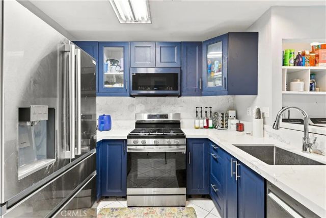 106 Racquet Club, Compton, CA 90220