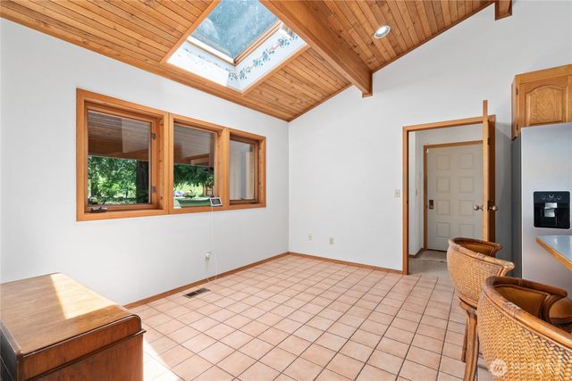 27019 SE 384th Street, Enumclaw, WA 98022