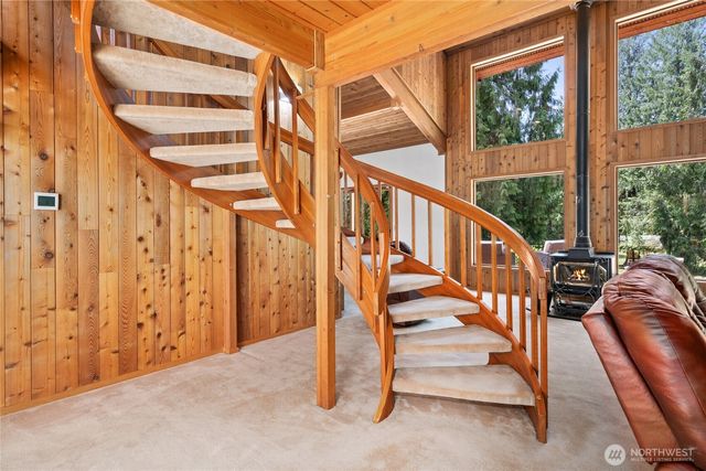 27019 SE 384th Street, Enumclaw, WA 98022