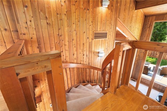 27019 SE 384th Street, Enumclaw, WA 98022