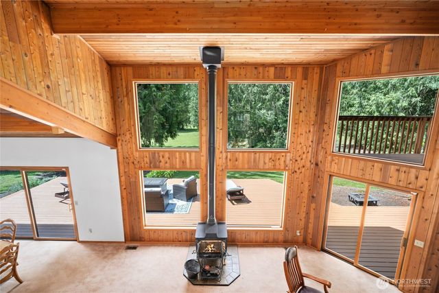 27019 SE 384th Street, Enumclaw, WA 98022