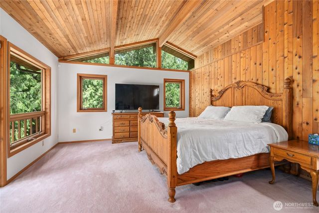 27019 SE 384th Street, Enumclaw, WA 98022