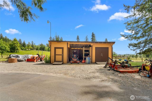 27019 SE 384th Street, Enumclaw, WA 98022