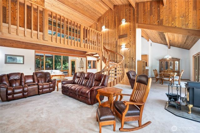 27019 SE 384th Street, Enumclaw, WA 98022