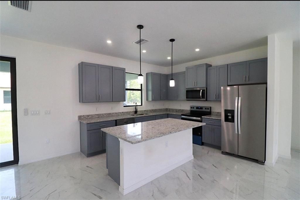 1507 11th ST, LEHIGH ACRES, FL 33972 — photo 3