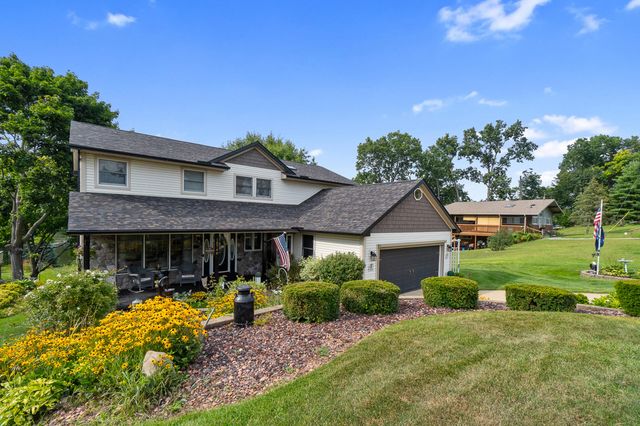 10740 Emerald Drive, Cement City, MI 49233