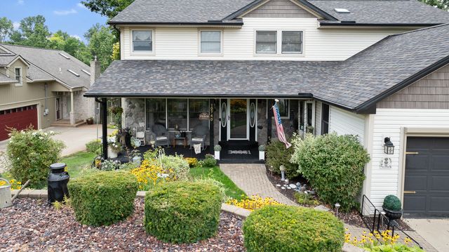 10740 Emerald Drive, Cement City, MI 49233